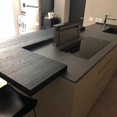 Super Design Centro Con Sky Wifi Veloce E Netflix Lejlighed