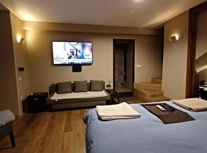 Super Design Centro Con Sky Wifi Veloce E Netflix