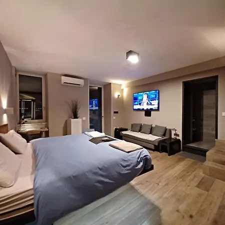 Super Design Centro Con Sky Wifi Veloce E Netflix Lägenhet