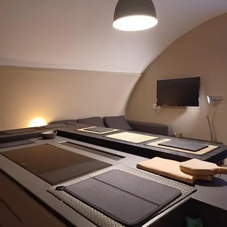 Super Design Centro Con Sky Wifi Veloce E Netflix *