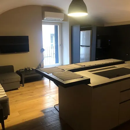 Apartamento Super Design Centro Con Sky Wifi Veloce E Netflix