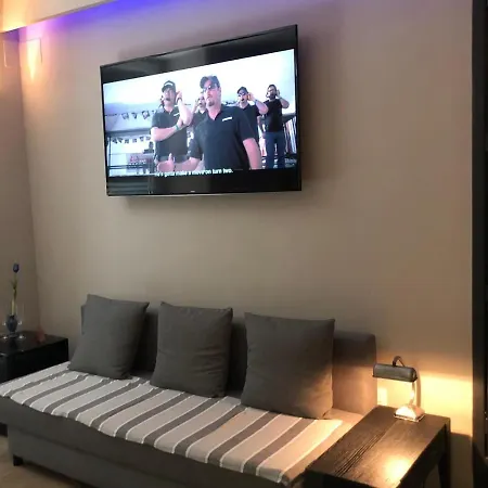 Apartment Super Design Centro Con Sky Wifi Veloce E Netflix