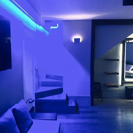 Super Design Centro Con Sky Wifi Veloce E Netflix